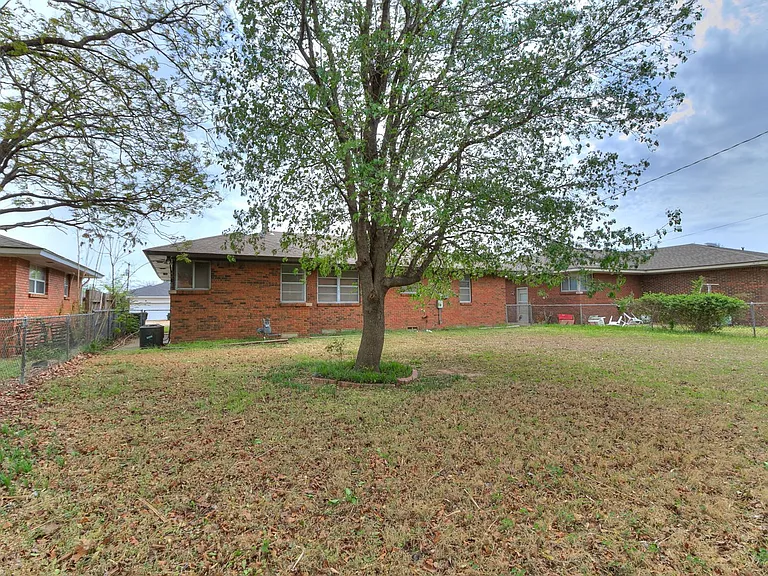 721 E Bouse Dr — Photo 36