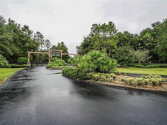 2nd image of 39615 Woodgate Ln