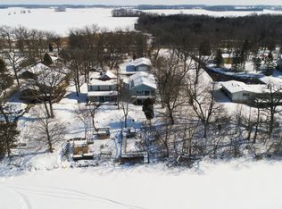 1752 Kings Oak Rd, Kansasville, WI 53139