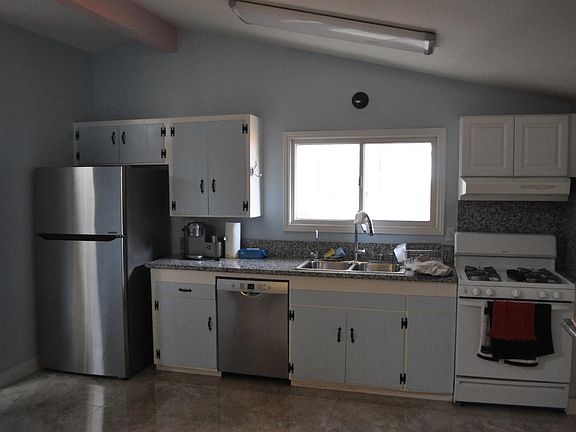 2nd image of 9284 Hector Ave