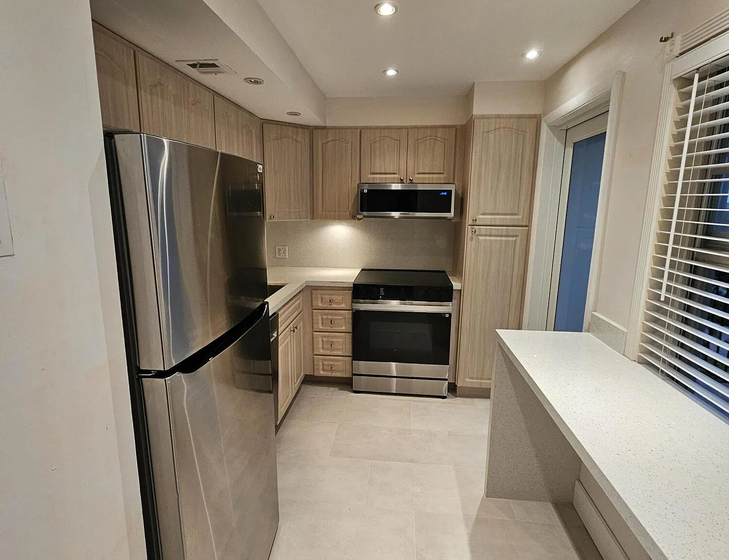 3150 N Palm Aire Dr — Photo 3