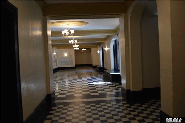 2nd image of 1100 Grand Concourse