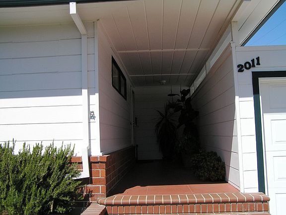 Front/side porch