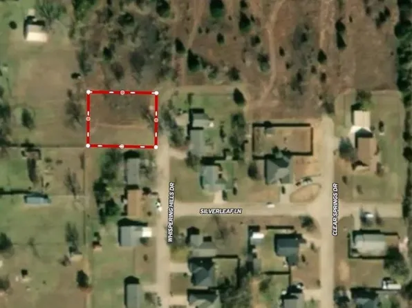 124 Whispering Hills Dr, Duncan, OK 73533