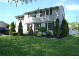 245 Glendale Dr, Tonawanda, NY 14150