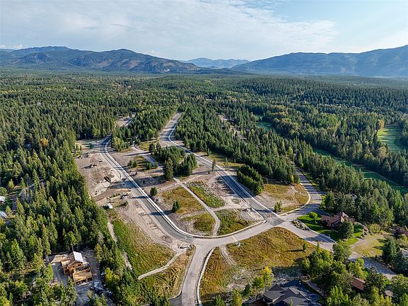 5th image of 401 Meadow Lake Dr