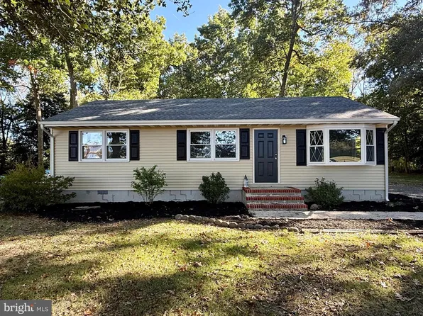 28471 Adkins Rd, Salisbury, MD 21801
