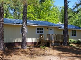 121 Saint Marks Church Rd, Jenkinsburg, GA 30234