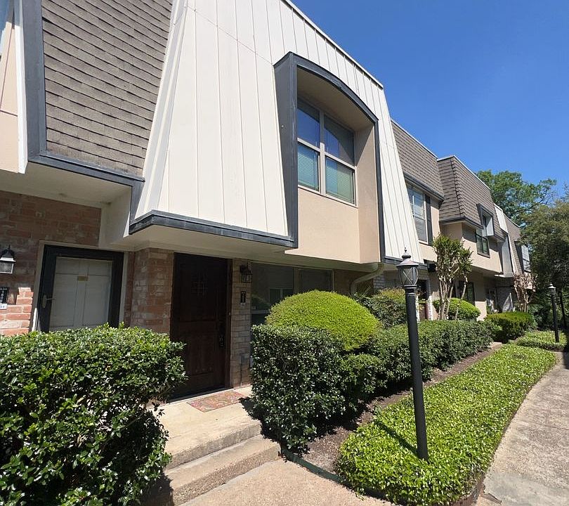 1st image of 1805 Stoney Brook Dr #55