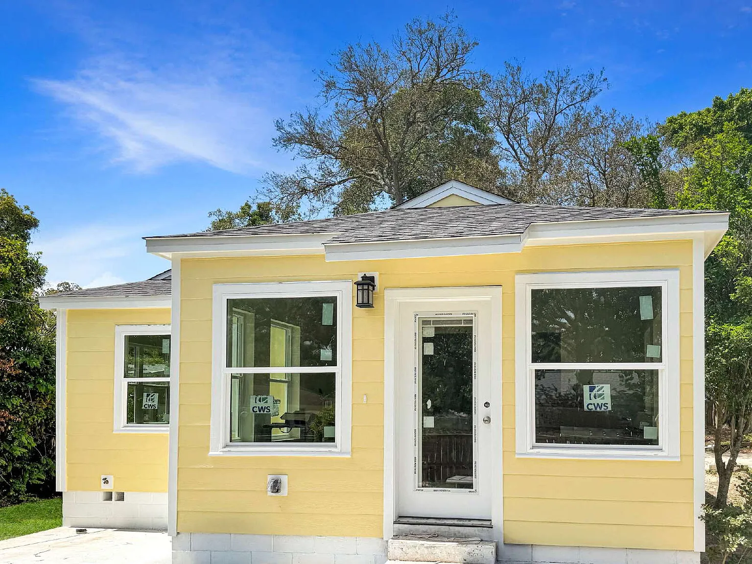 3 bed, 2.0 bath, 1392 sqft, $1,800 — Photo 1