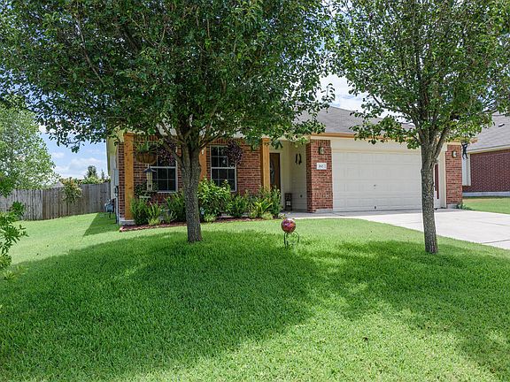 2nd image of 160 Amber Oak Dr
