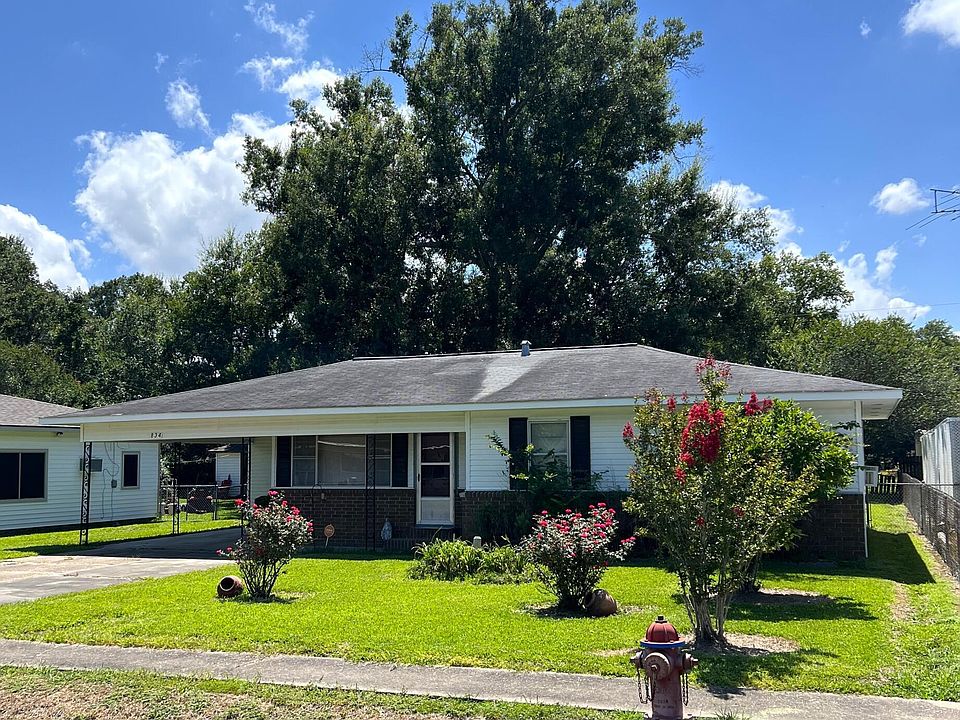 1st image of 834 Louisiana Ave