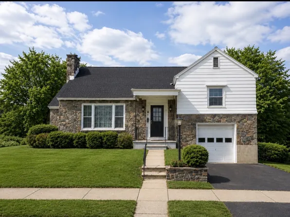 207 Burwell St, Little Falls, NY 13365