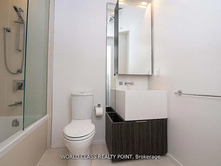 1 Bloor St E #1511 — Photo 11