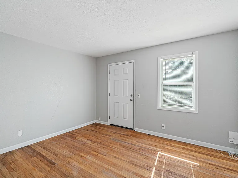 3811 Fairmont Blvd #1 — Photo 5