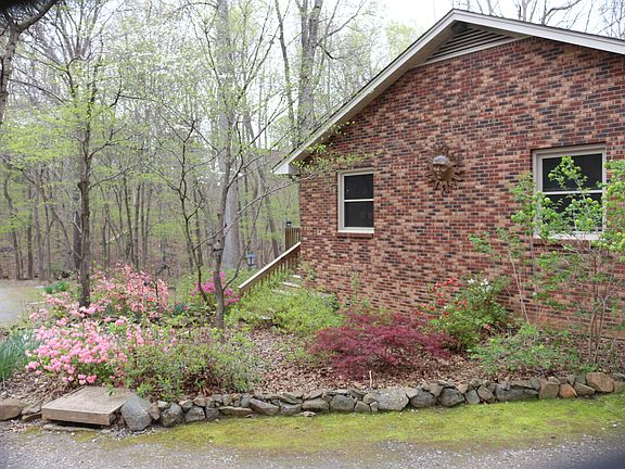 3rd image of 4100 Belhaven Forest Dr