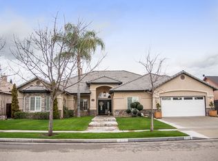 715 Davis Ave, Exeter, CA 93221