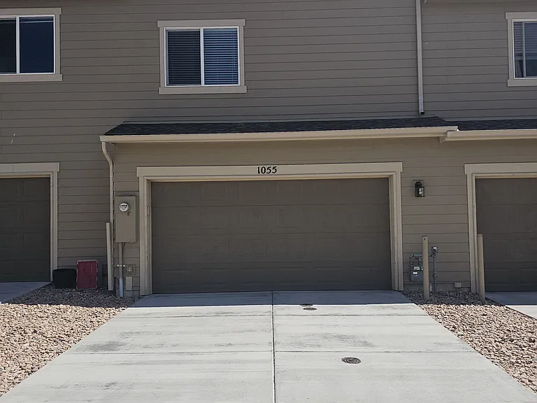 1055 Petra Hts — Photo 21