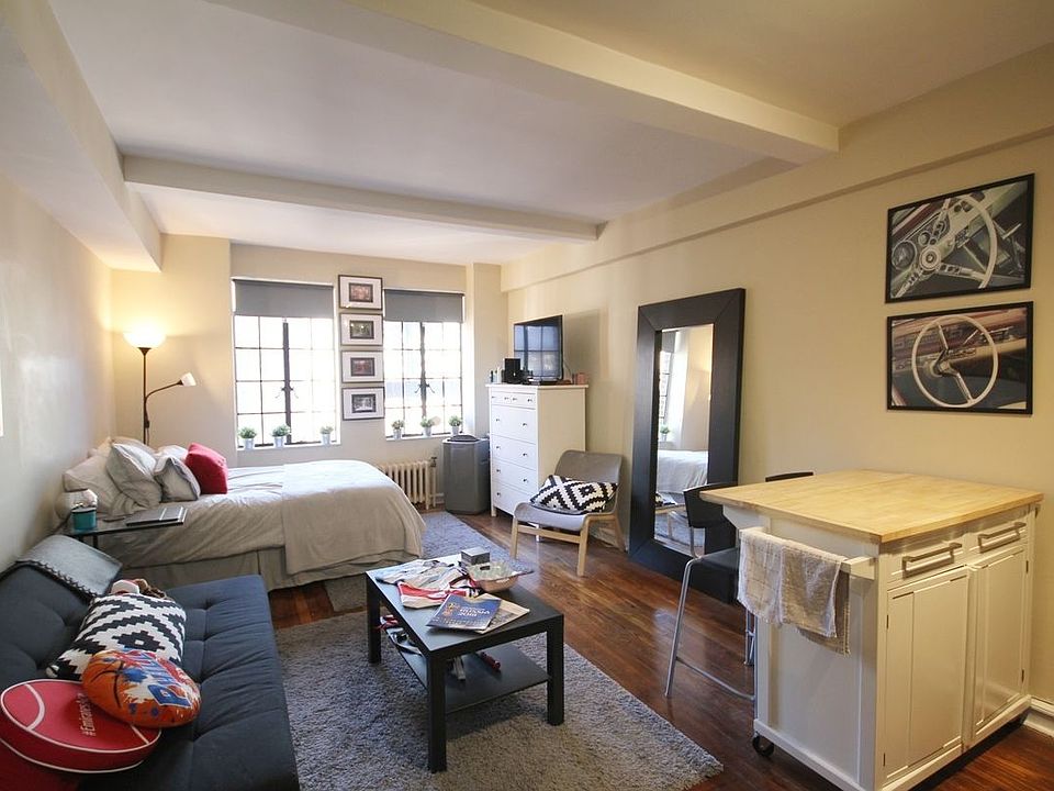 1st image of 320 E 42nd St APT 1502