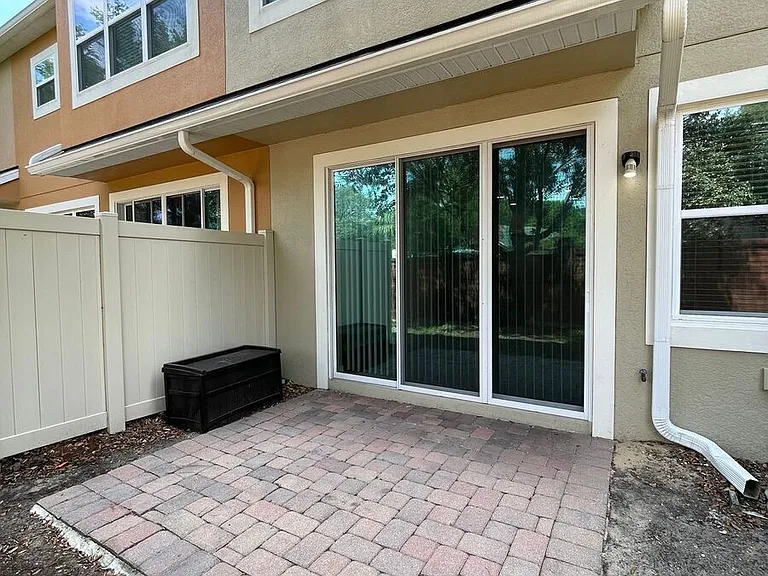 1045 Palma Verde Pl — Photo 4