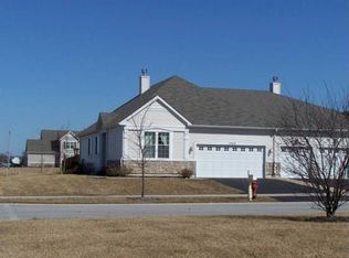 15808 S Cove Cir, Plainfield, IL 60544