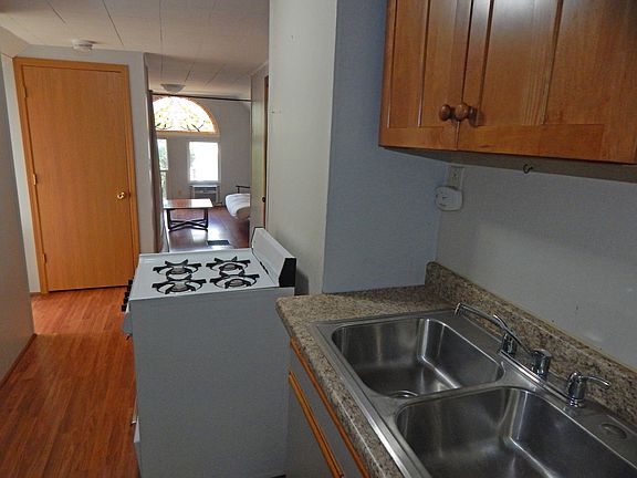 5th image of 705 W High St #4