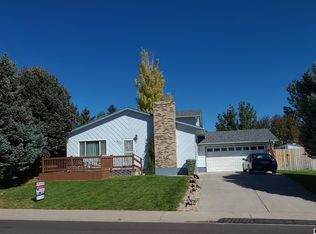 932 Shoshone Dr, Douglas, WY 82633