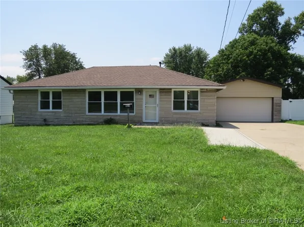 921 Monroe Street, Charlestown, IN 47111