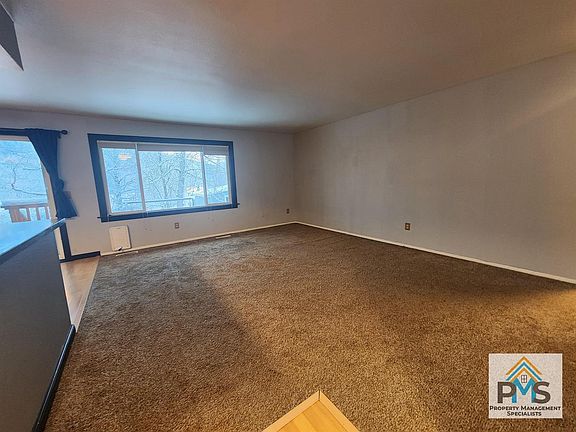 5th image of 18226 Clear Falls Cir