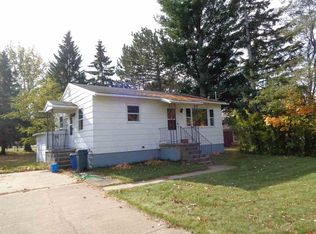 100 Gorman Ave, Ontonagon, MI 49953