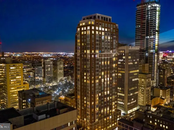 130 S 18th St Unit 2502, Philadelphia, PA 19103