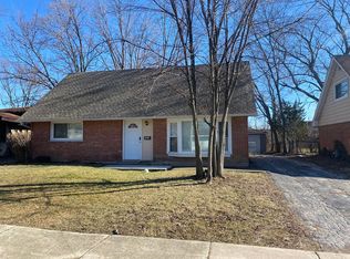 16811 Glen Oaks Dr, Country Club Hills, IL 60478