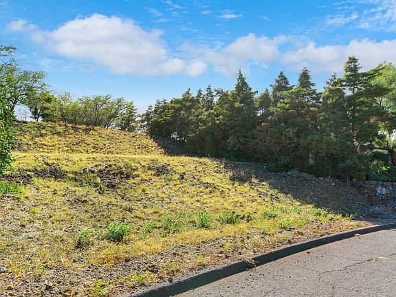 2nd image of 68-1868 Malina Pl Lot 127