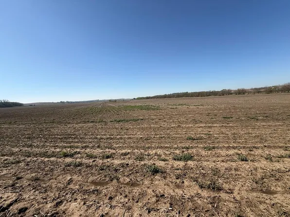 1 N 300th Rd, Fairfax, MO 64446