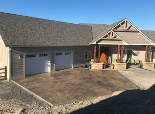 5036 Lombard Loop Rd, Zillah, WA 98953