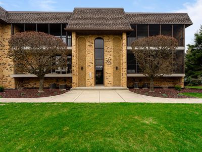 15724 Brassie Ct APT 2N, Orland Park, IL, 60462