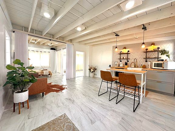 5th image of 304 Grandview Blvd