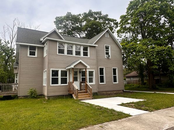 2006 Oak Ave APT 1