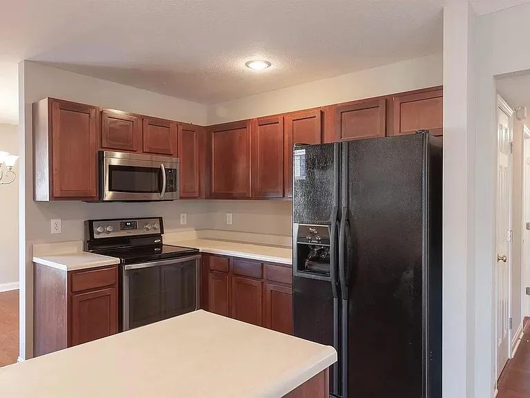 3816 S Claybridge Dr — Photo 16