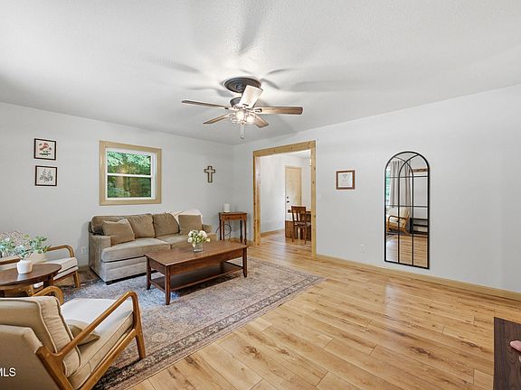 4th image of 322 Conklin Rd