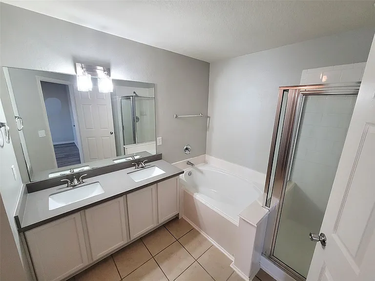 603 Cypresswood Rdg — Photo 6