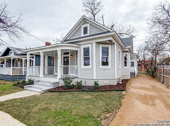 2nd image of 712 Lamar St