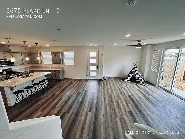 3675 Flare Ln #2 — Photo 4