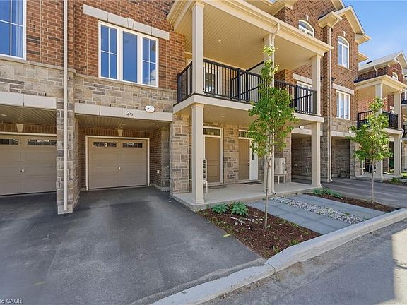 3rd image of 677 Park Rd N #126