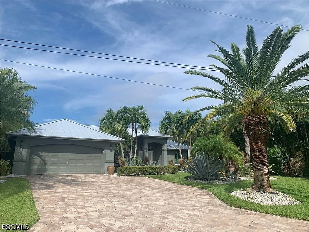 3 bed, 2.0 bath, 1763 sqft, $3,500 — Photo 1