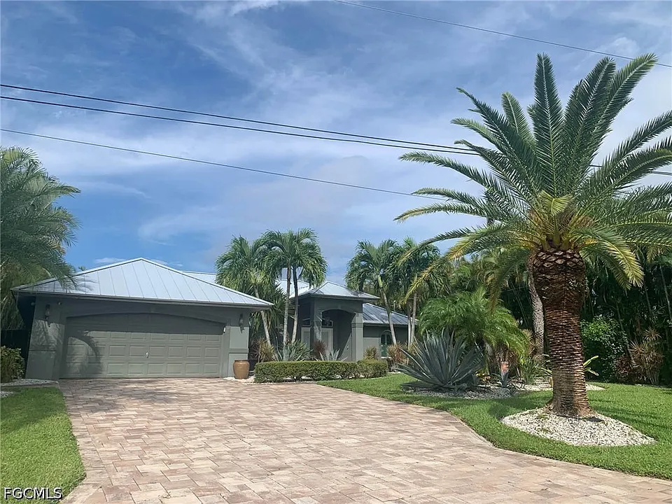 2806 SE 22nd Pl