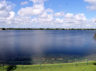 1416 NW 179th Ave, Pembroke Pines, FL 33029