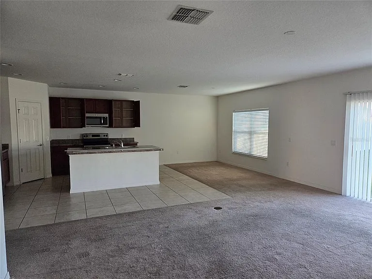 2362 Barton Bay Ct — Photo 4