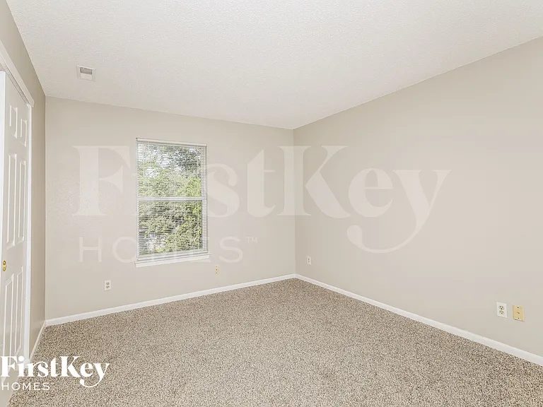 16773 Lowell Dr — Photo 15