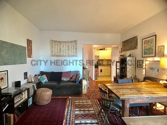 Rented by City Heights Realty | media 10